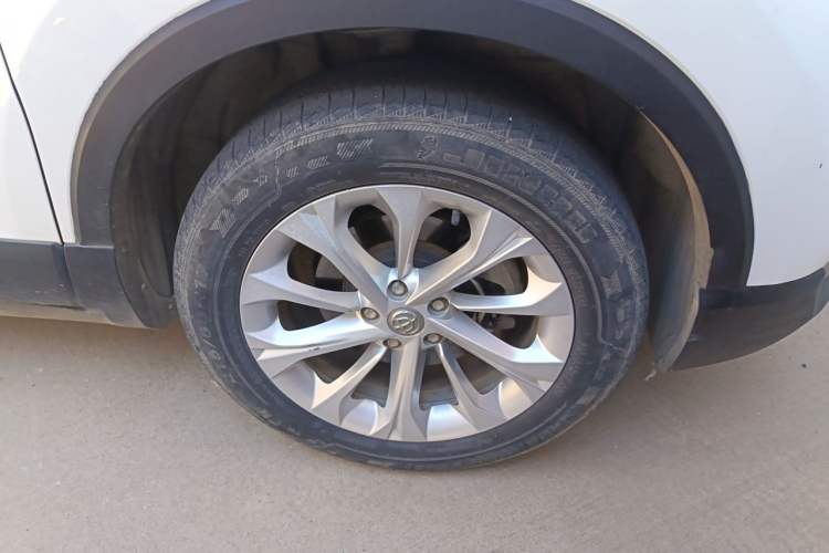 Used Brilliance V3 2017 1.5L Manual Comfort Model Exterior 1