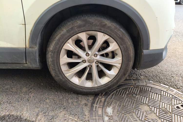 Used Brilliance V3 2017 1.5L Manual Smart Model Exterior 1