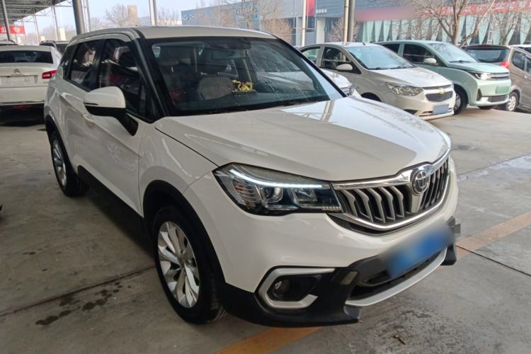 Used Brilliance V3 2017 1.5L Manual Smart Model Exterior 2
