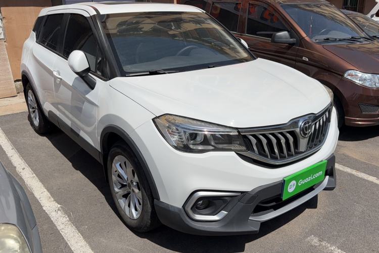 Used Brilliance V3 2017 1.5L Automatic Smart Version Exterior 2