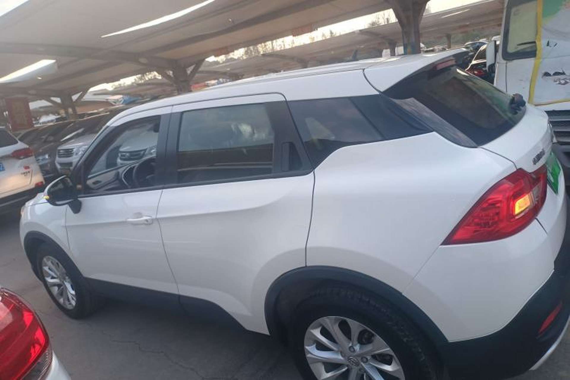 Used Brilliance V3 2017 1.5L Manual Comfort Model Exterior 3