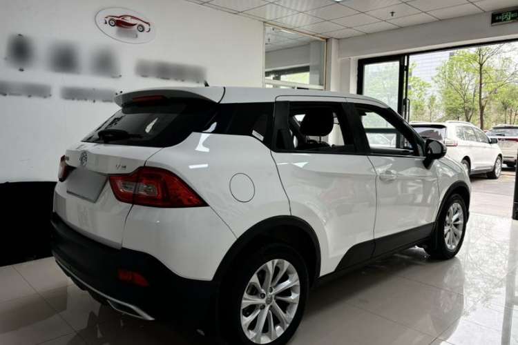 Used Brilliance V3 2017 1.5L Manual Smart Model Exterior 3
