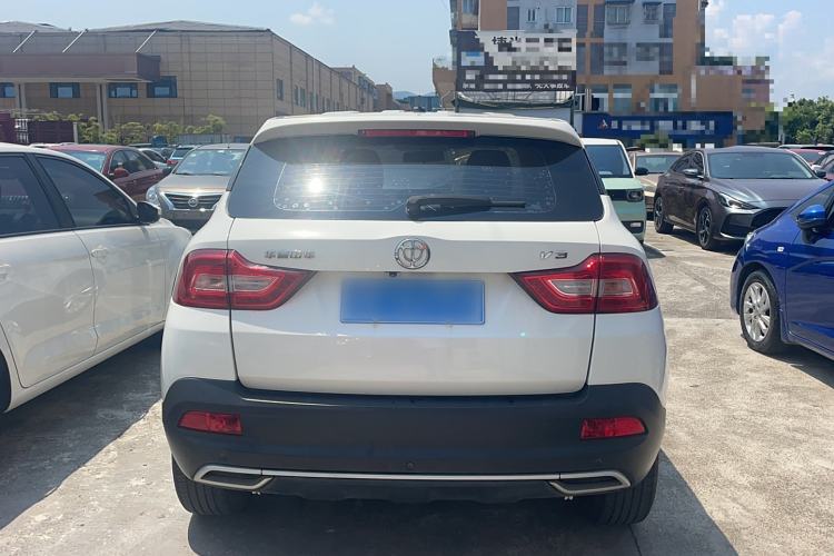 Used Brilliance V3 2017 1.5L Manual Smart Model Exterior 4