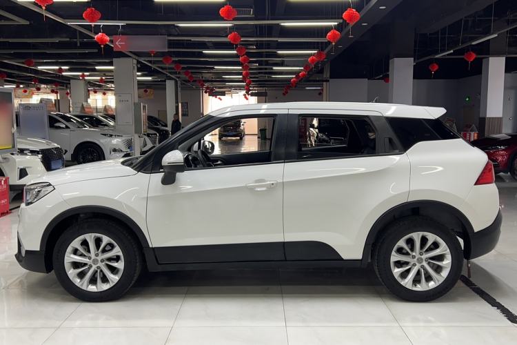 Used Brilliance V3 2017 1.5L Manual Comfort Model Exterior 5