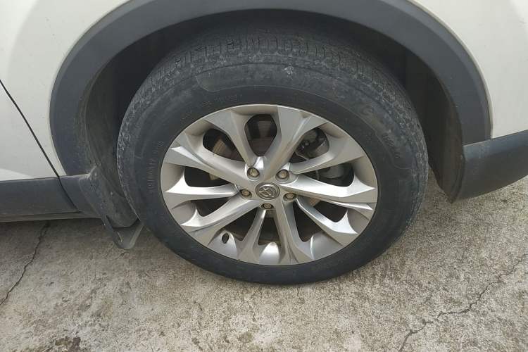 Used Brilliance V3 2017 1.5L Automatic Smart Version Exterior 7