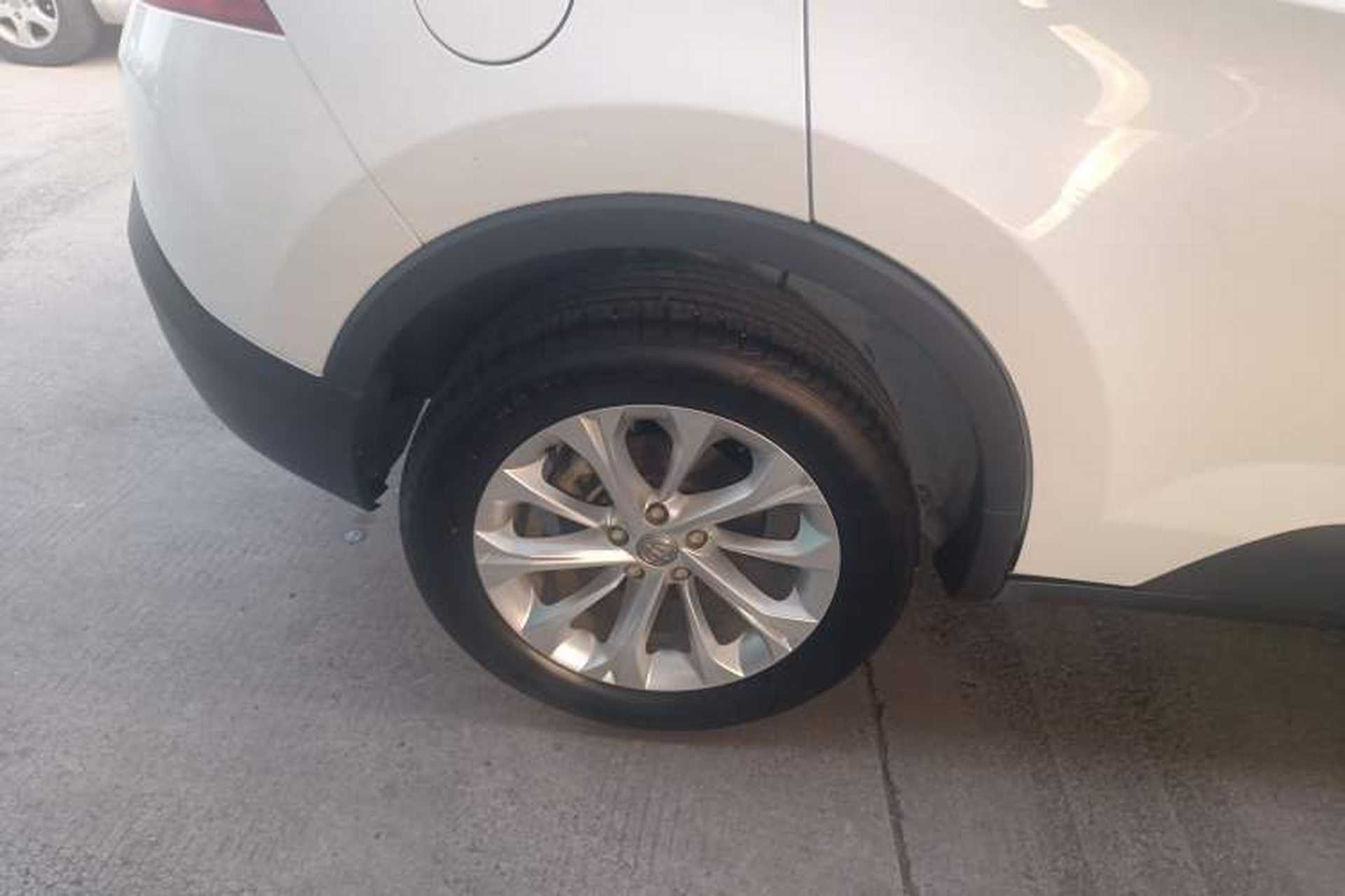 Used Brilliance V3 2017 1.5L Manual Comfort Model Exterior 8