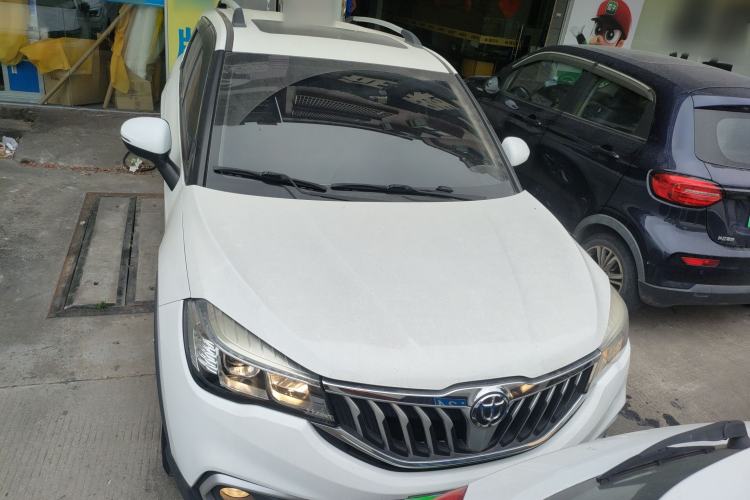 Used Brilliance V3 2017 1.5L Manual Smart Model Front
