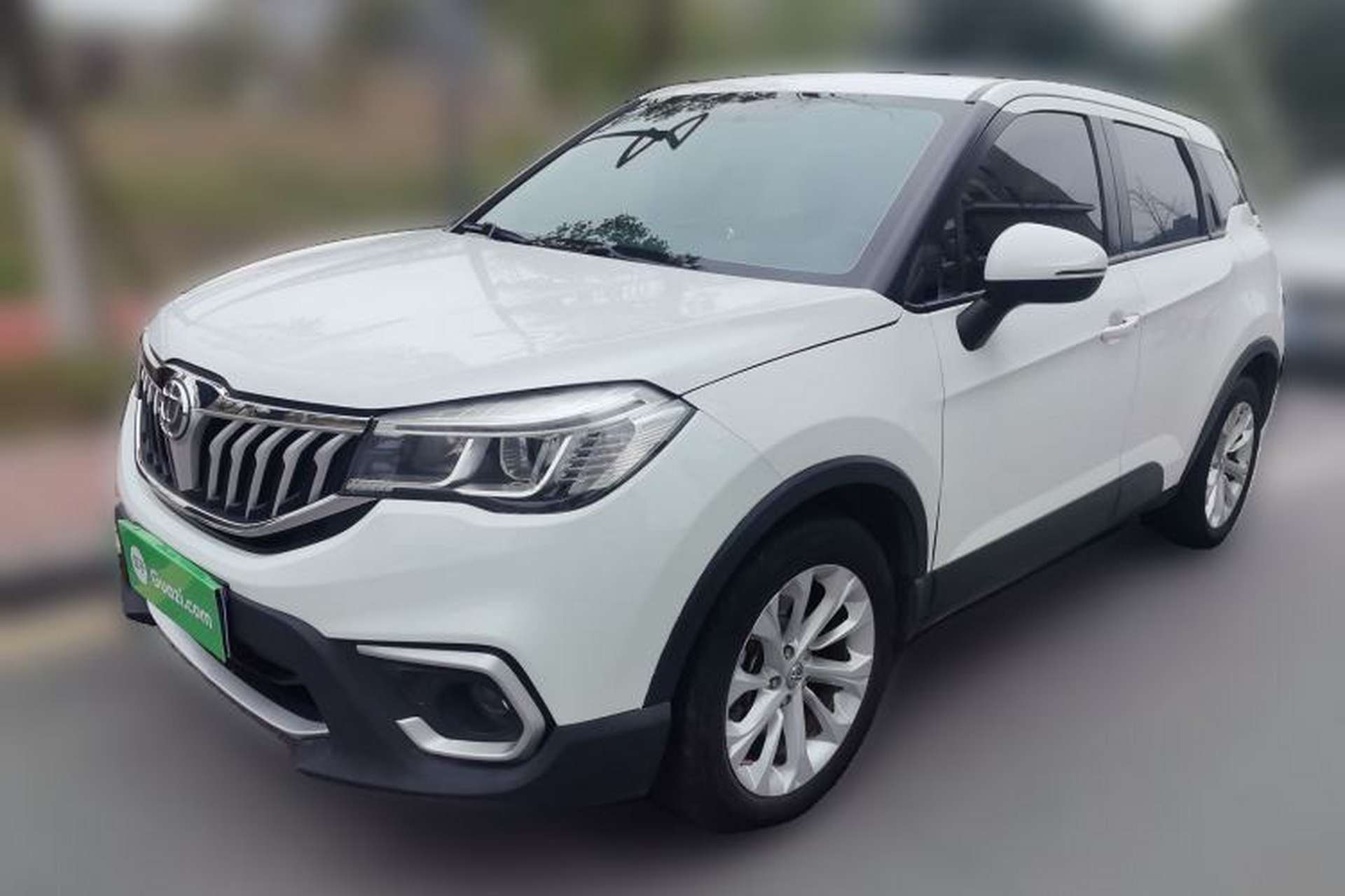 Used Brilliance V3 2017 1.5L Manual Smart Model Front Left 45 Deg