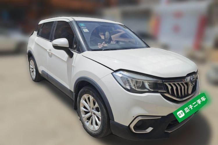Used Brilliance V3 2017 1.5L Automatic Comfort Model Front Right 45 Deg