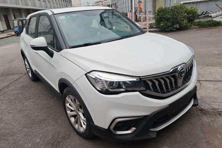 Used Brilliance V3 2017 1.5L Manual Smart Model Front Right 45 Deg