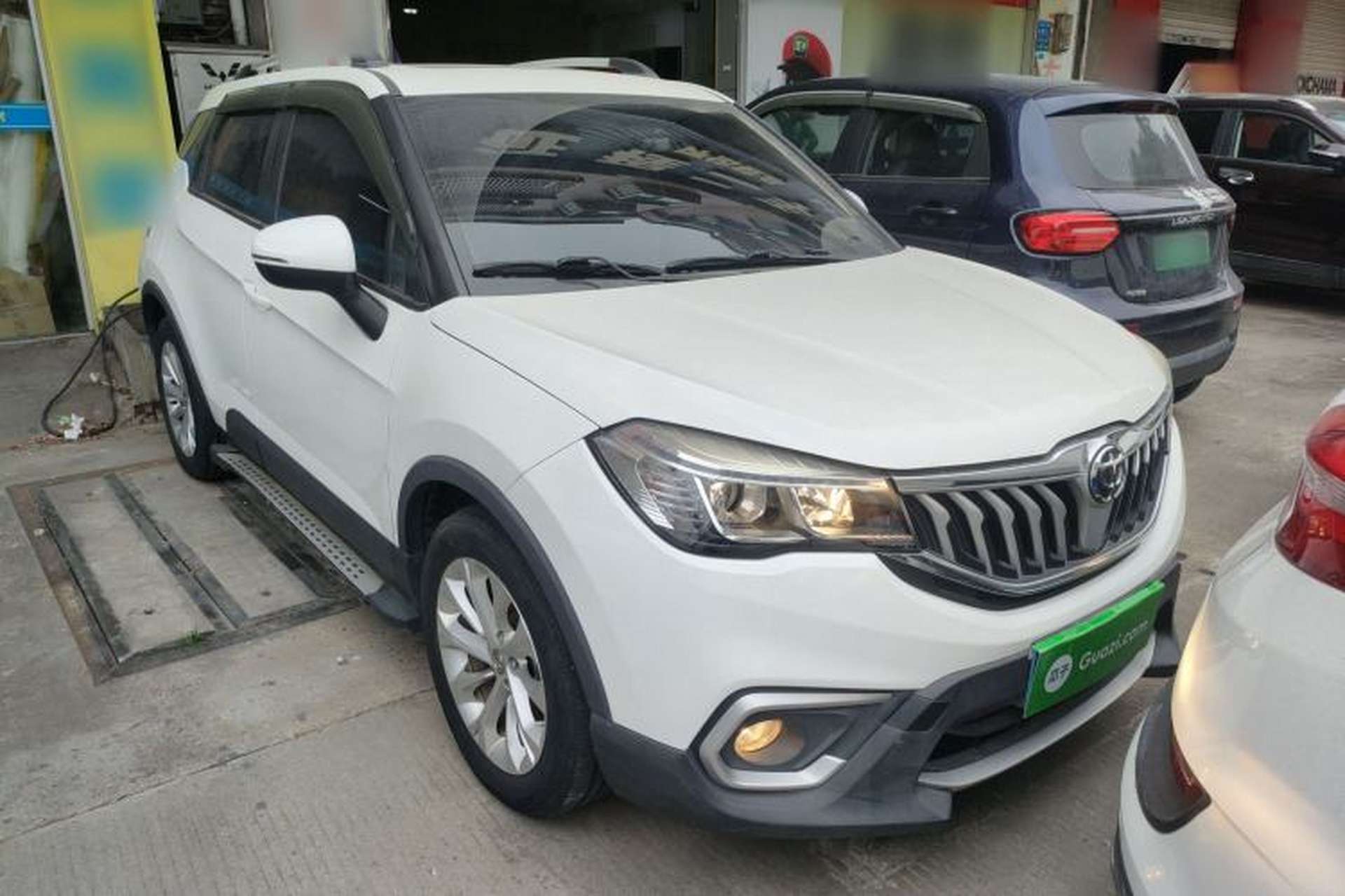 Used Brilliance V3 2017 1.5L Manual Smart Model Front Right 45 Deg