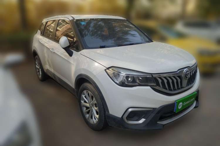 Used Brilliance V3 2017 1.5L Automatic Comfort Model Front Right 45 Deg