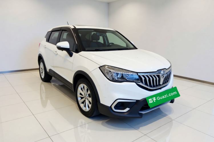 Used Brilliance V3 2017 1.5L Automatic Elite Model Front Right 45 Deg