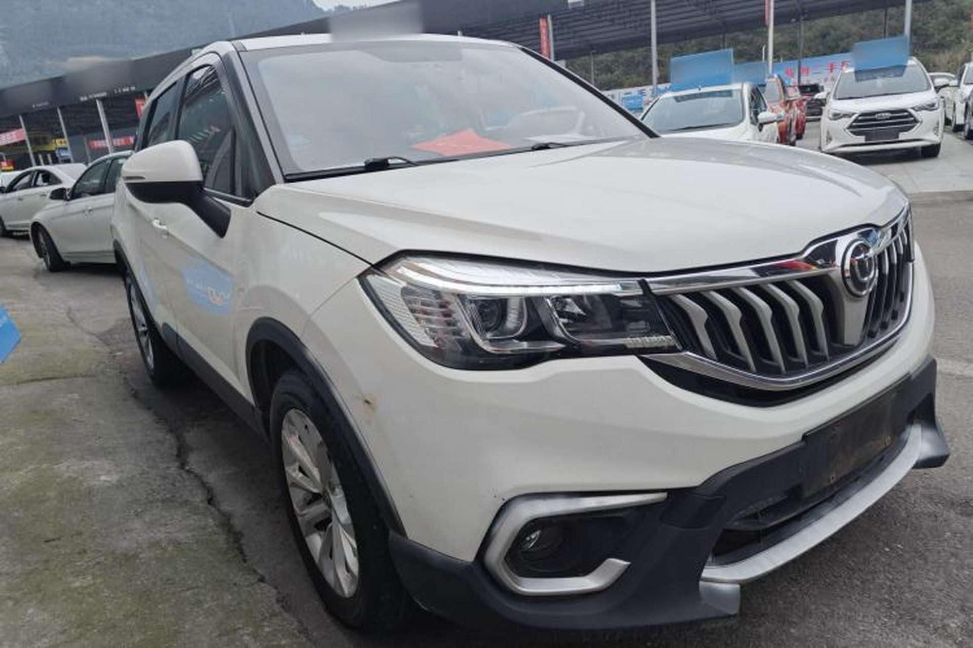 Used Brilliance V3 2017 1.5L Automatic Smart Version Front Right 45 Deg