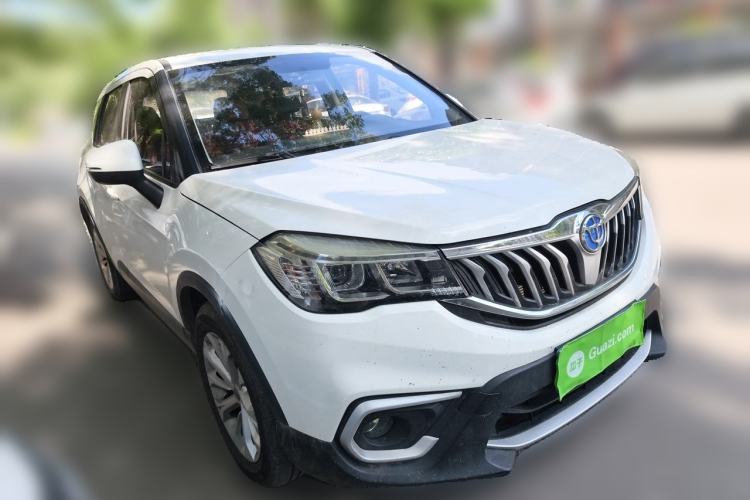 Used Brilliance V3 2017 1.5L Manual Comfort Model Front Right 45 Deg