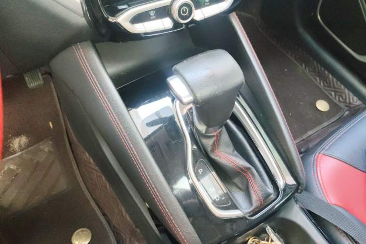 Used Brilliance V3 2017 1.5L Automatic Smart Version Gear Lever