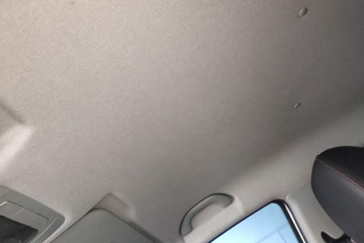 Used Brilliance V3 2017 1.5L Automatic Comfort Model Headliner