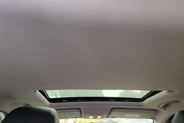 Used Brilliance V3 2017 1.5L Manual Smart Model Headliner