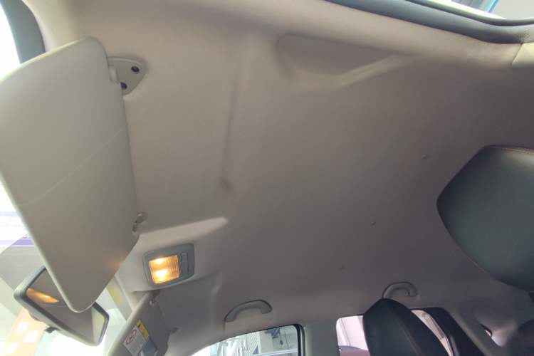 Used Brilliance V3 2017 1.5L Automatic Comfort Model Headliner