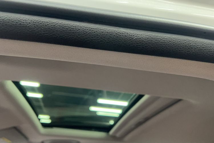 Used Brilliance V3 2017 1.5L Automatic Smart Version Headliner
