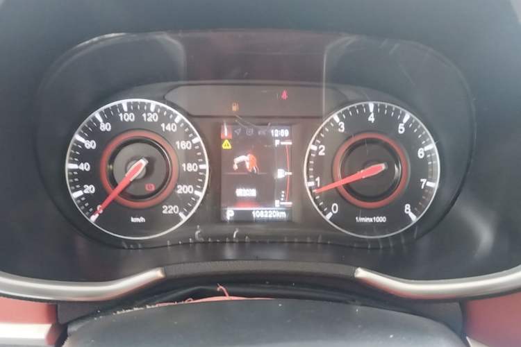 Used Brilliance V3 2017 1.5L Automatic Elite Model Instrument Cluster
