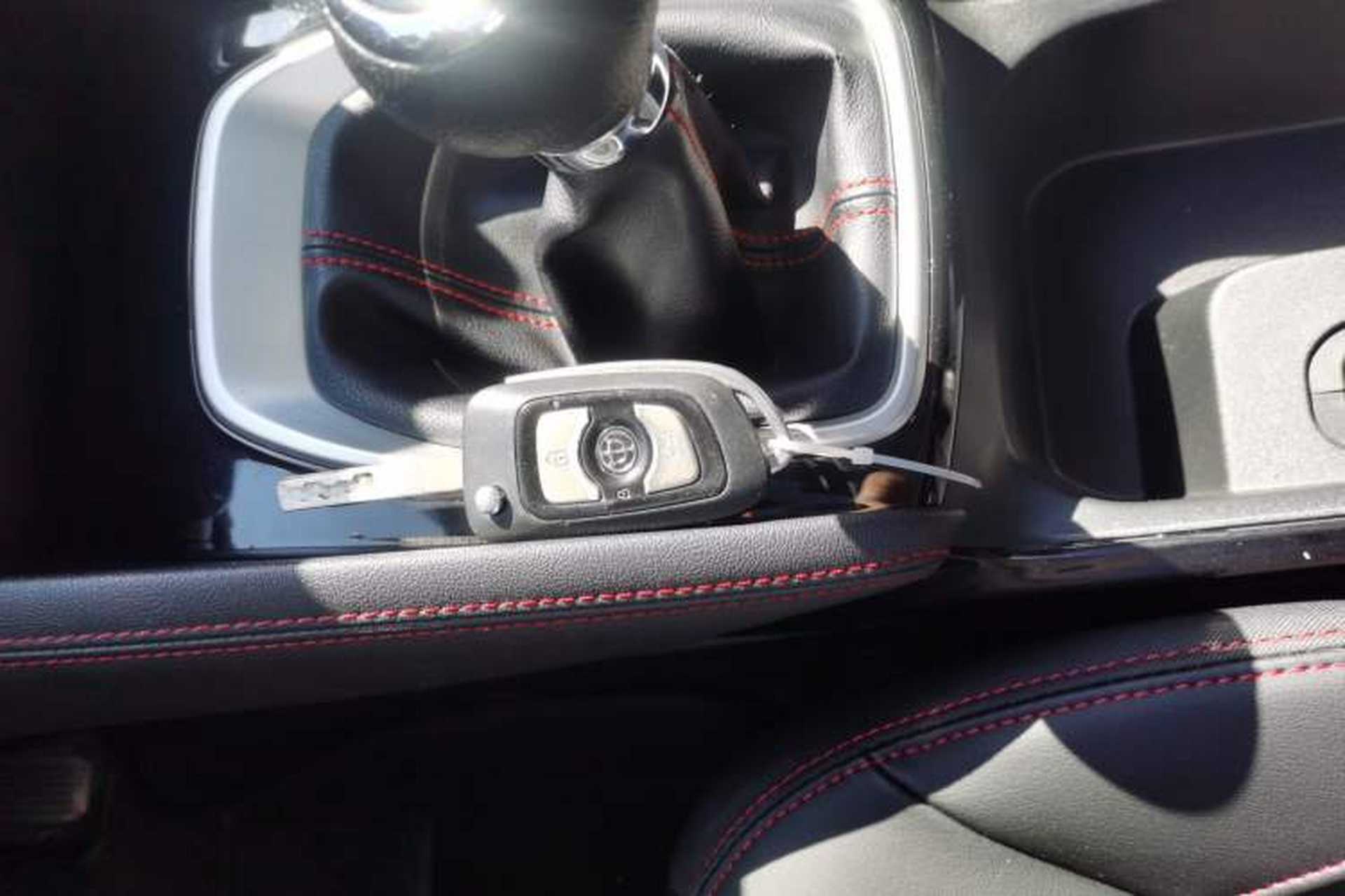 Used Brilliance V3 2017 1.5L Manual Comfort Model Interior 1