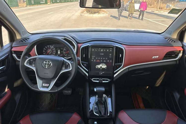 Used Brilliance V3 2017 1.5L Automatic Smart Version Interior 1