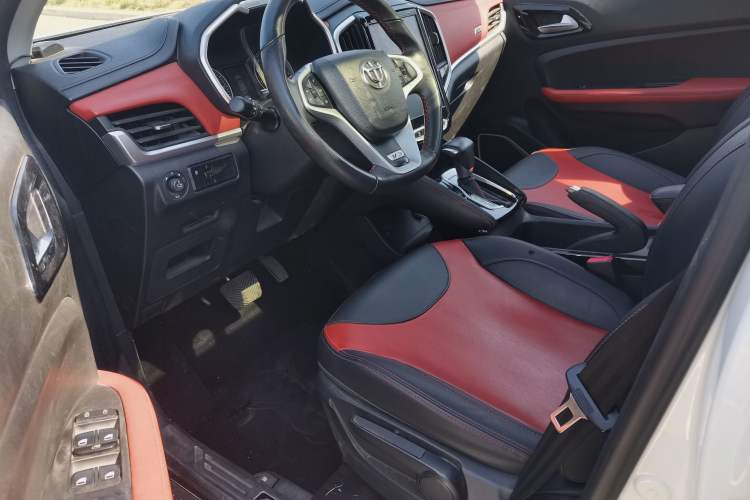 Used Brilliance V3 2017 1.5L Automatic Smart Version Interior 1