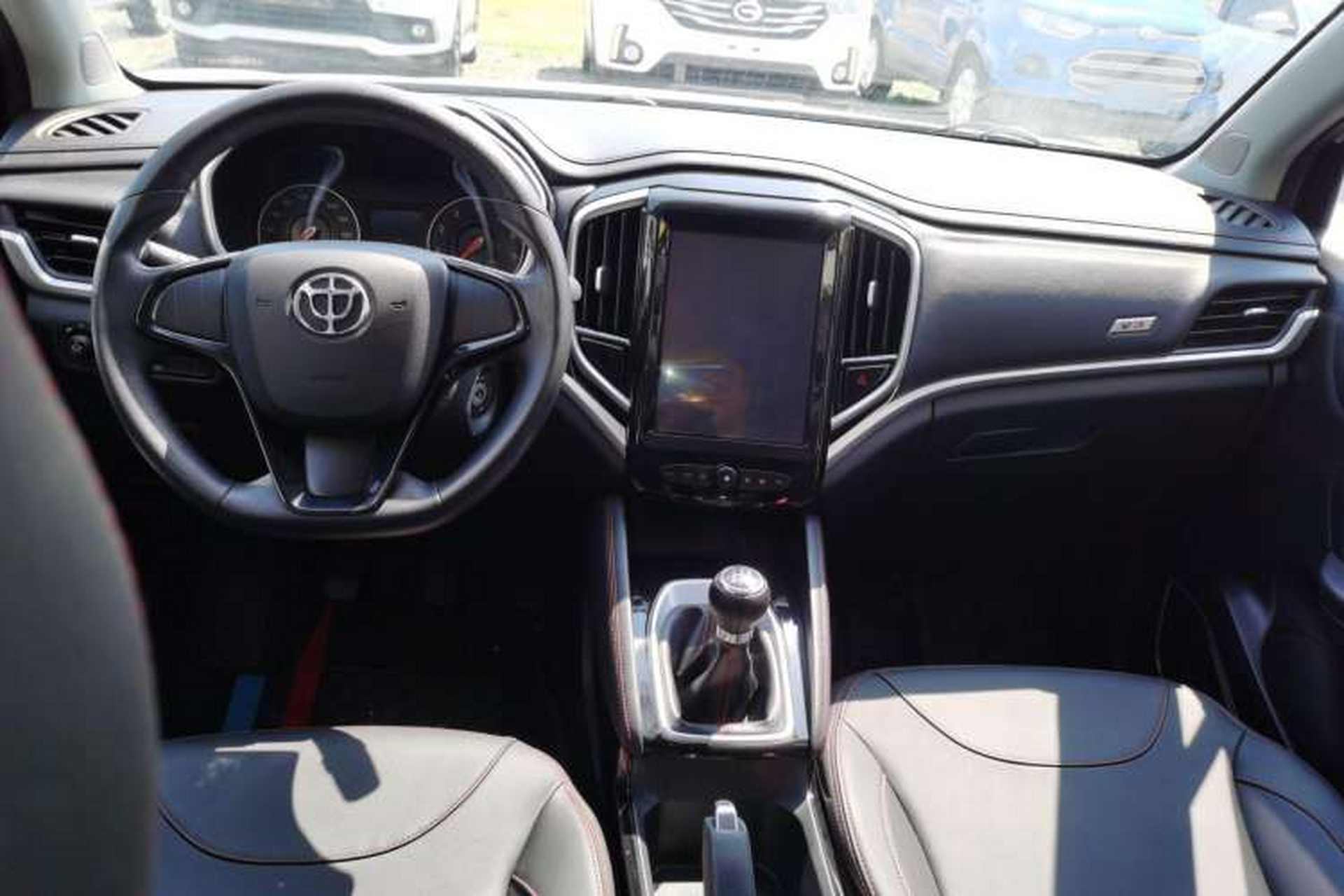 Used Brilliance V3 2017 1.5L Manual Comfort Model Interior 2