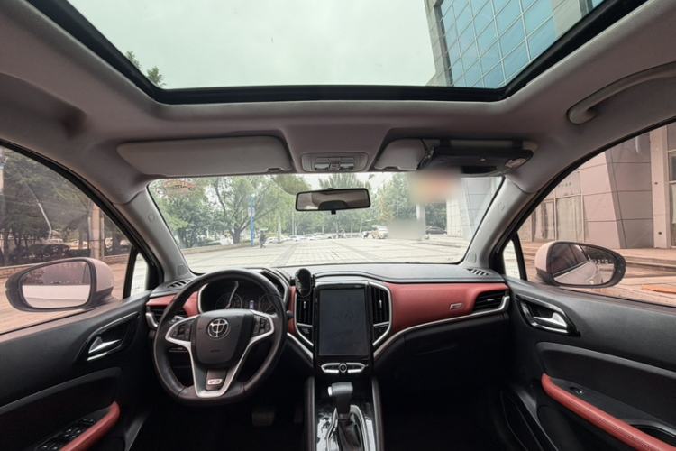 Used Brilliance V3 2017 1.5L Automatic Smart Version Interior 3