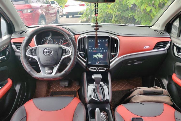 Used Brilliance V3 2017 1.5L Automatic Smart Version Interior 3