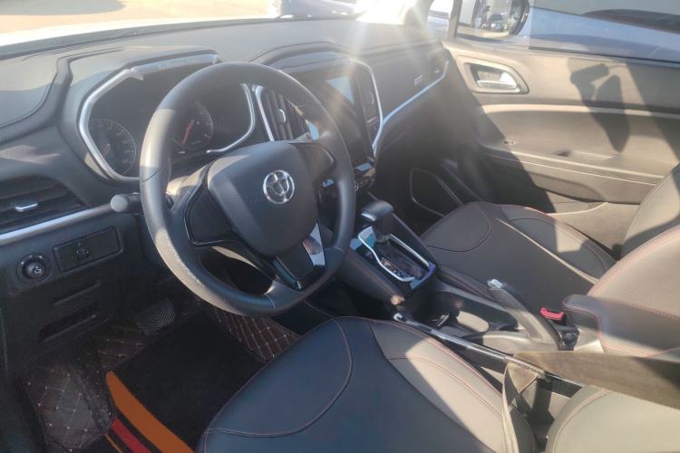 Used Brilliance V3 2017 1.5L Automatic Comfort Model Interior 3
