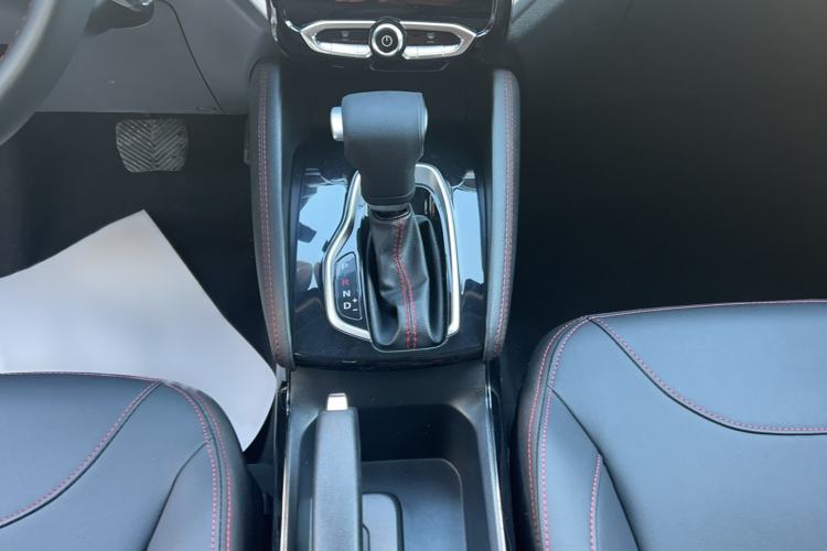 Used Brilliance V3 2017 1.5L Automatic Elite Model Interior 4