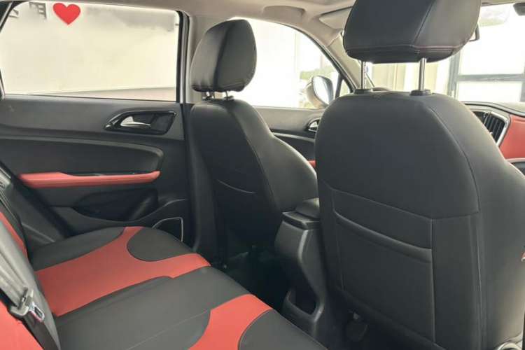 Used Brilliance V3 2017 1.5L Manual Smart Model Interior 6