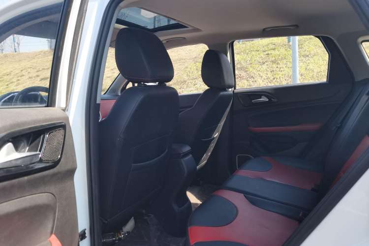 Used Brilliance V3 2017 1.5L Automatic Smart Version Interior 7