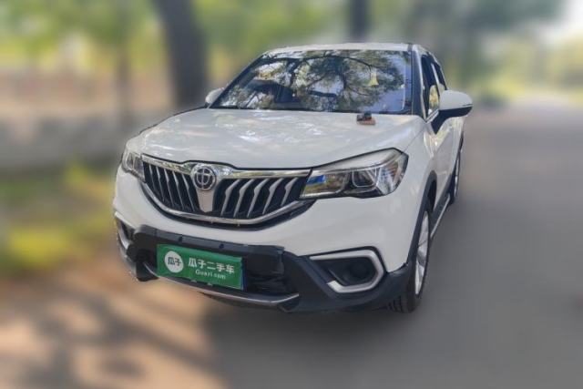 Ojetý Brilliance V3 2017 1.5L Manual Base Version