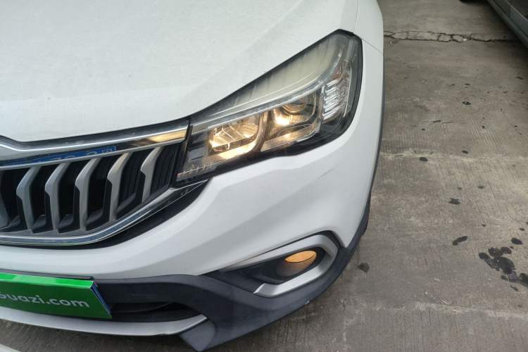 Used Brilliance V3 2017 1.5L Manual Smart Model Left Front Headlight