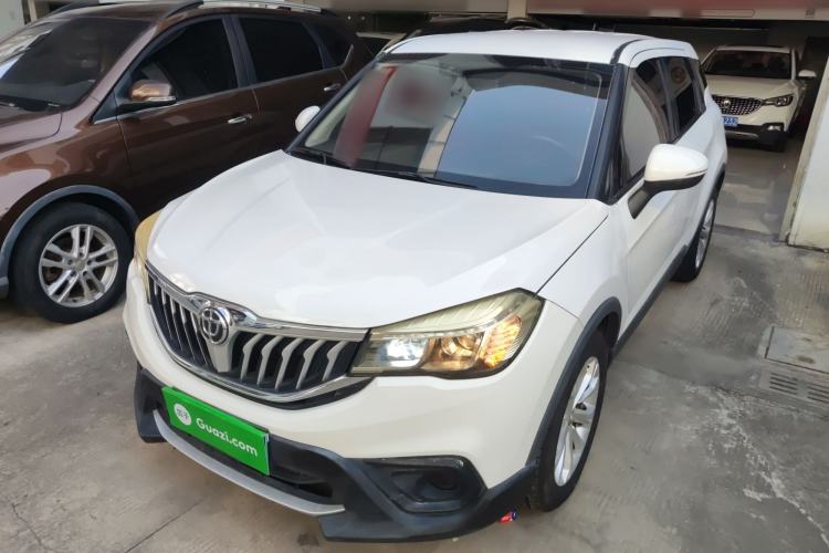 Used Brilliance V3 2017 1.5L Automatic Comfort Model Left Front Headlight