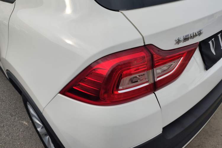 Used Brilliance V3 2017 1.5L Manual Smart Model Left Rear Taillight