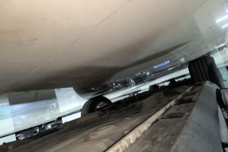 Used Brilliance V3 2017 1.5L Automatic Smart Version Left Side Sill