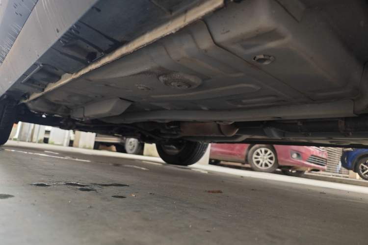 Used Brilliance V3 2017 1.5L Automatic Smart Version Left Side Sill