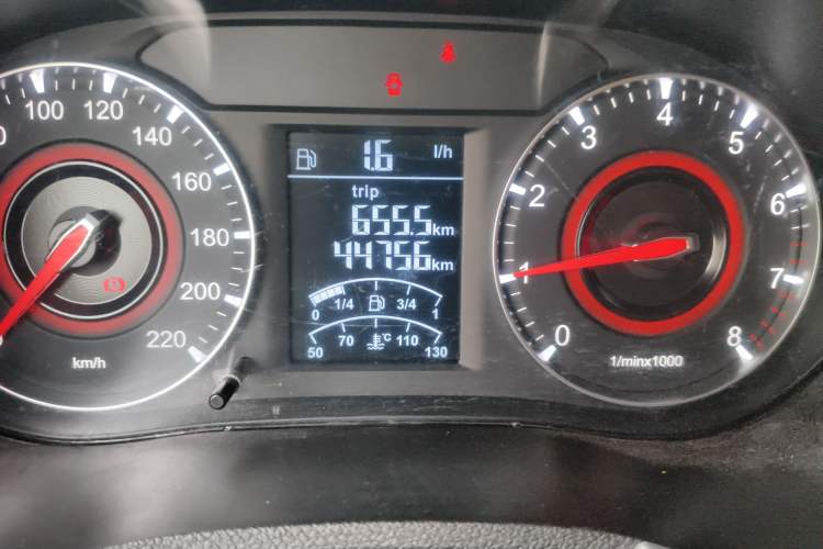 Used Brilliance V3 2017 1.5L Manual Comfort Model Odometer Close Up