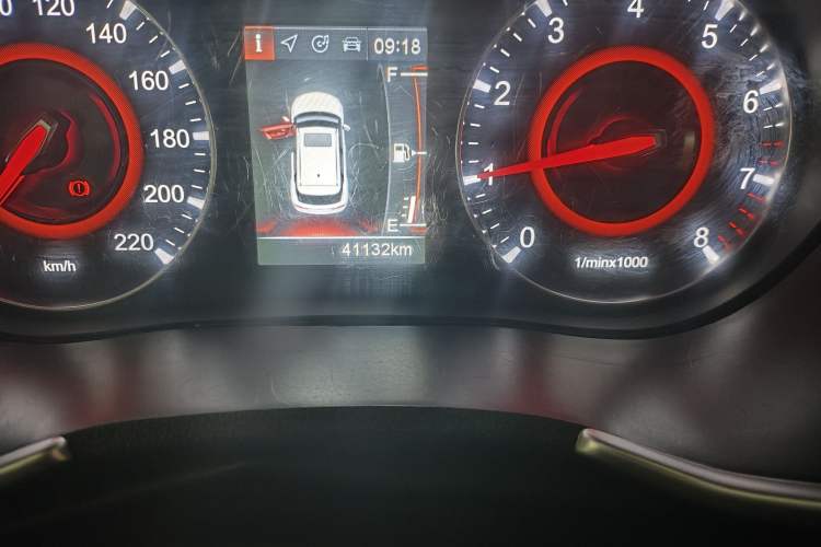 Used Brilliance V3 2017 1.5L Manual Smart Model Odometer Close Up