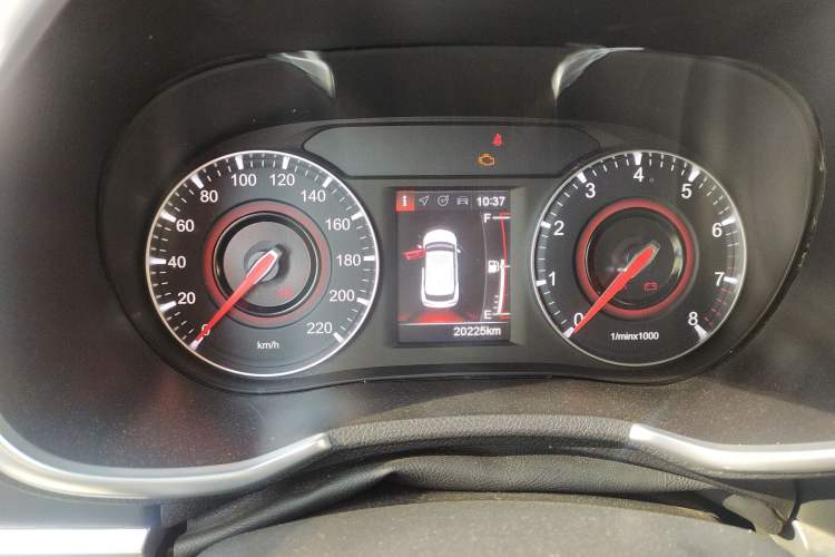 Used Brilliance V3 2017 1.5L Manual Smart Model Odometer Close Up