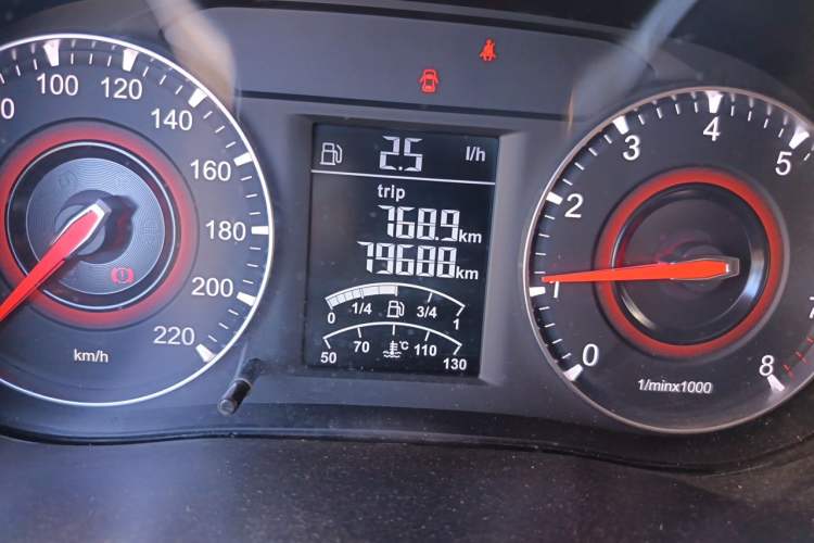 Used Brilliance V3 2017 1.5L Manual Comfort Model Odometer Close Up