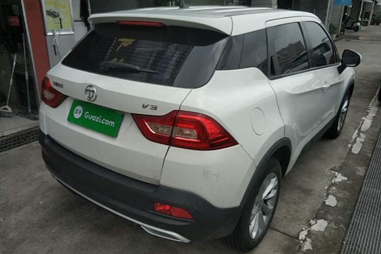 Used Brilliance V3 2017 1.5L Manual Smart Model Rear Right 45 Deg