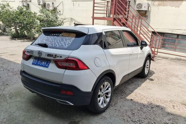 Used Brilliance V3 2017 1.5L Manual Elite Model Rear Right 45 Deg