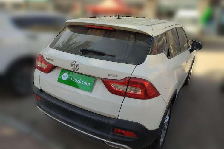 Used Brilliance V3 2017 1.5L Manual Smart Model Rear Right 45 Deg