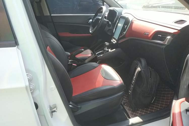 Used Brilliance V3 2017 1.5L Automatic Smart Version Right Front Seat