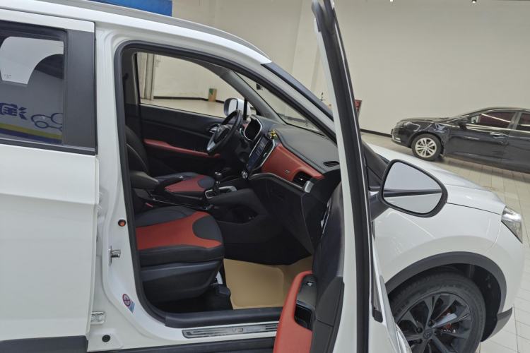 Used Brilliance V3 2017 1.5L Manual Smart Model Right Front Seat